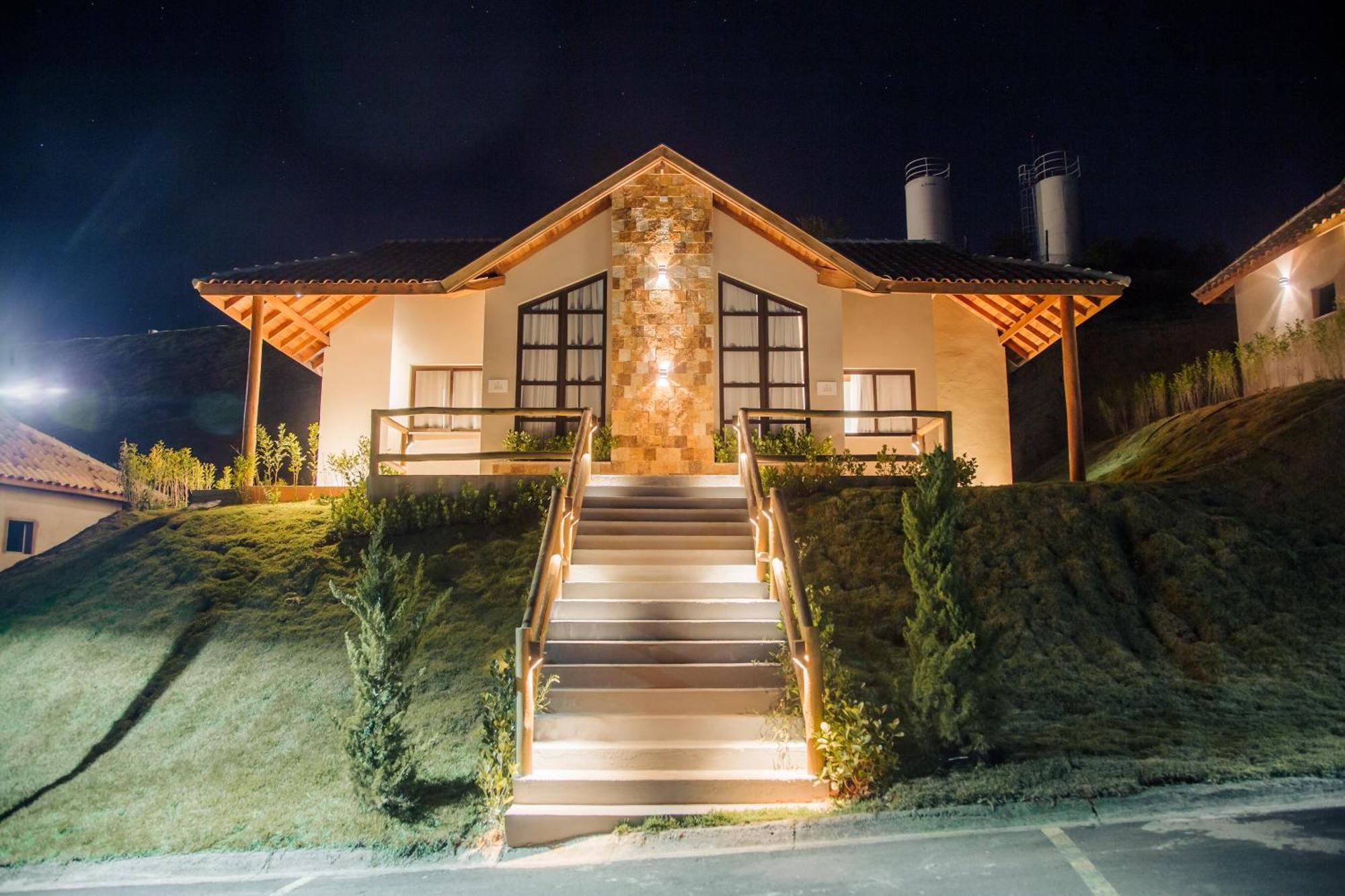 Águas de Lindóia Hotel Chales Capitanias מראה חיצוני תמונה