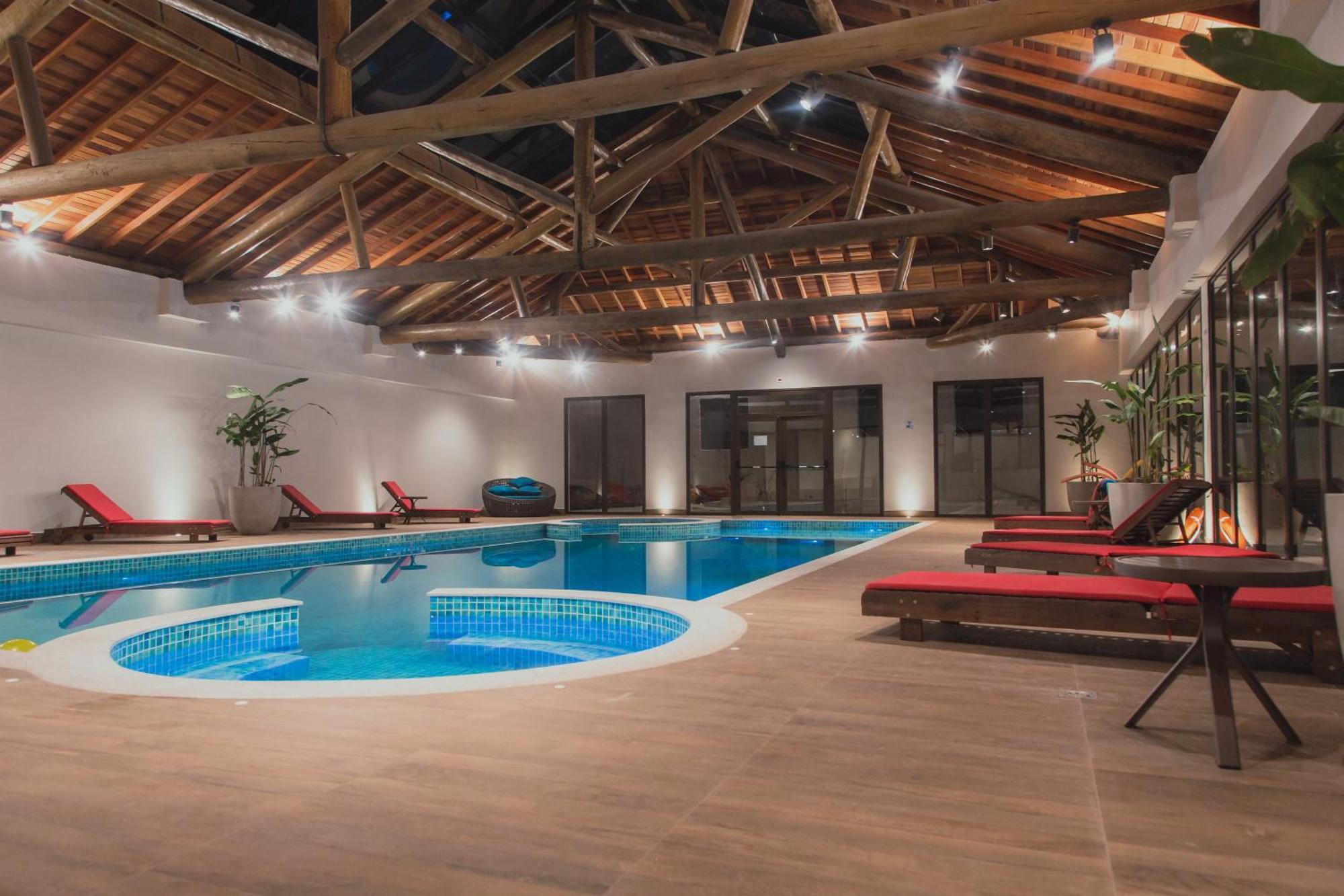 Águas de Lindóia Hotel Chales Capitanias מראה חיצוני תמונה